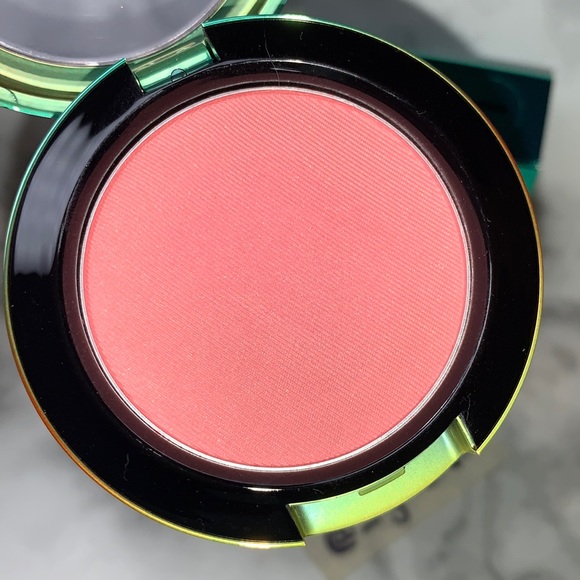 HIPNESS Wash & Dry MAC Powder Blush - Picture 5 of 16